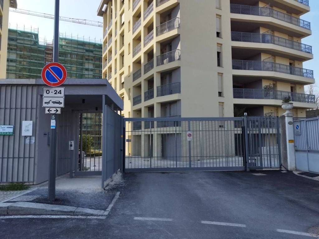 Garage - box via gallarate,, gallaratese, milano