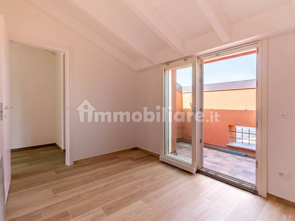 B6 (18 di 24) 3 CAMERE DA LETTO.jpg