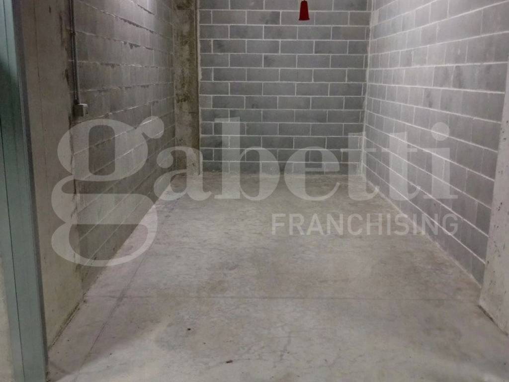 Garage - box viale masera, 65, borgo piave, corso europa, zona ferrero, alba