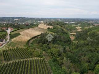 comoda stradina -loc. madonna dei cavalli