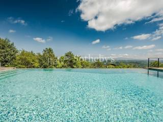infinity pool