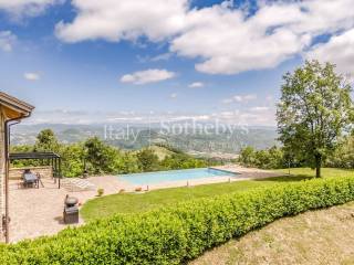 esterno villa e piscina