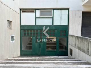 photo 5983423918104495150 y wmk 0