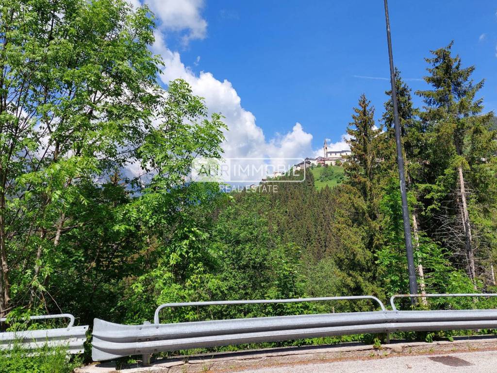 19 AUR1525 Location web