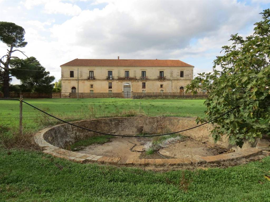 Palazzo - edificio da ristrutturare, scanzano jonico