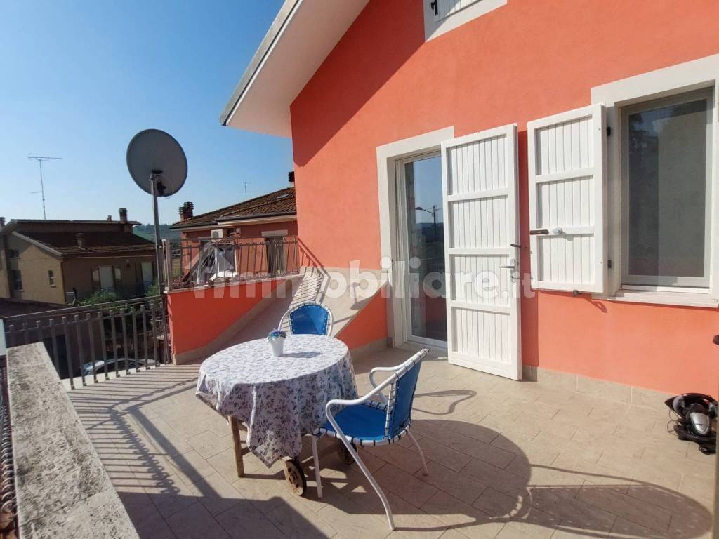 Vendita Villa unifamiliare Rimini. Ottimo stato, posto auto, con terrazza, riscaldamento autonomo, 137 m², rif. 114576615  #finsubito richiedi mutuo fino 100%