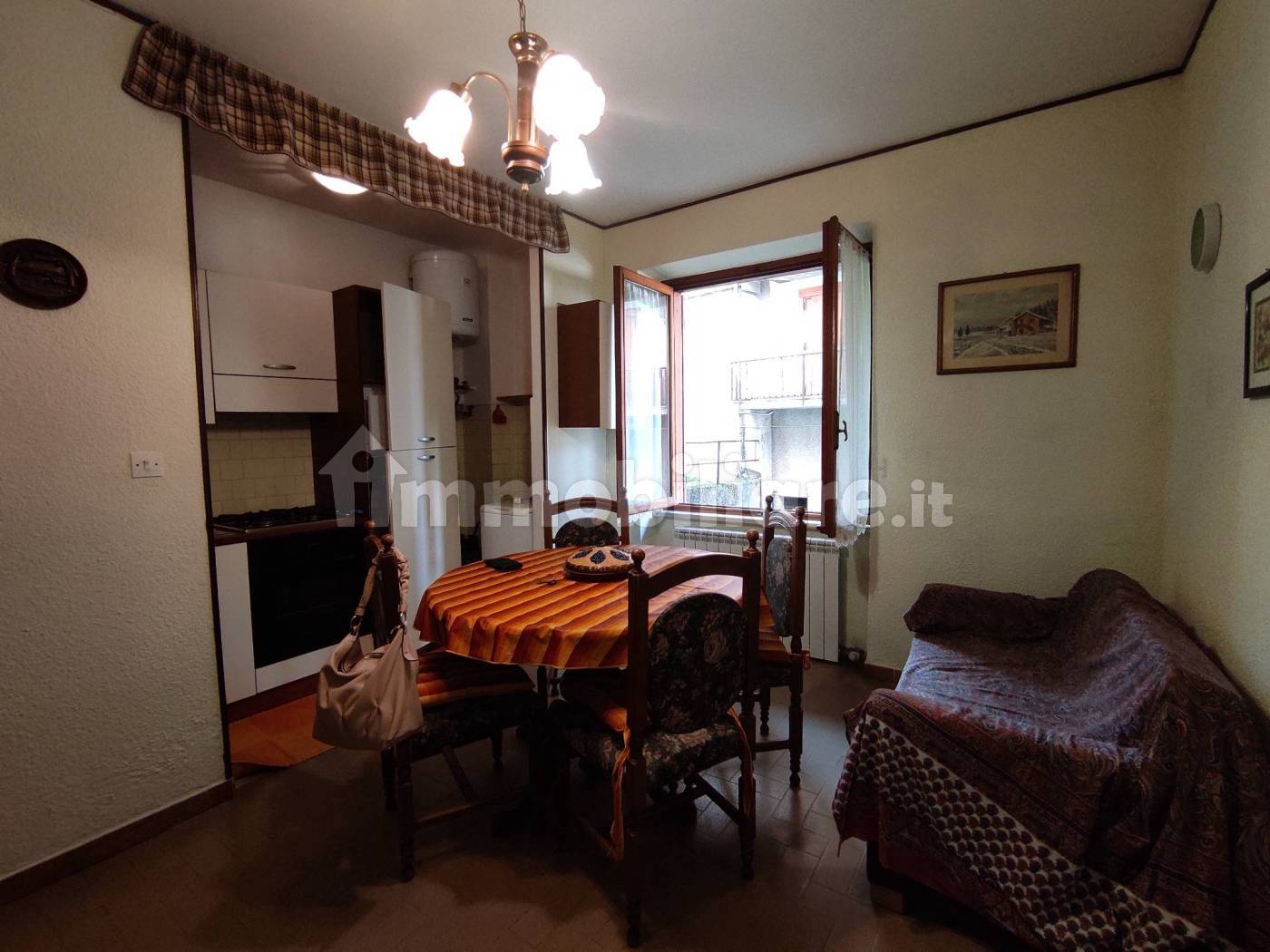 Appartamento in vendita a Roburent