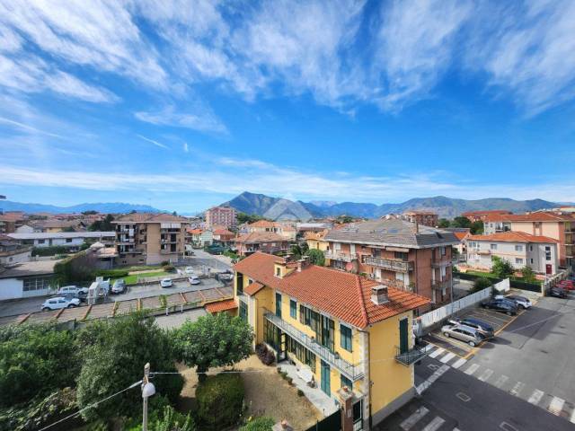 vista panoramica offerta dal balcone della camera da letto