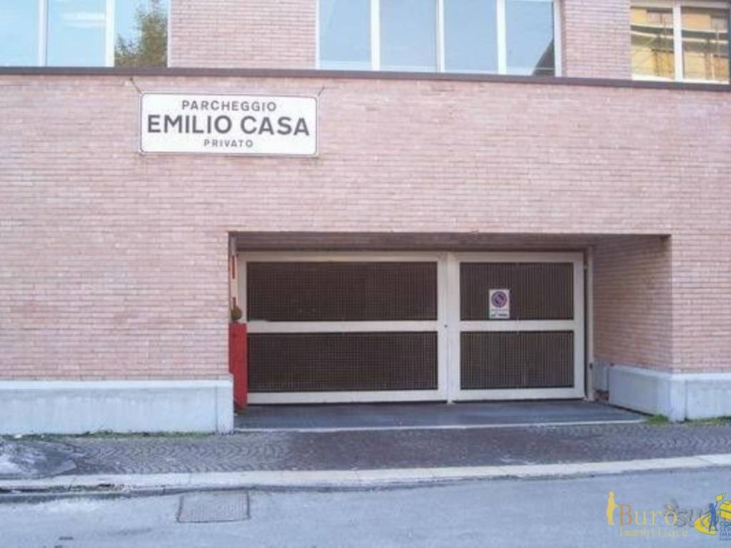 Garage - box via emilio casa, centro storico, parma