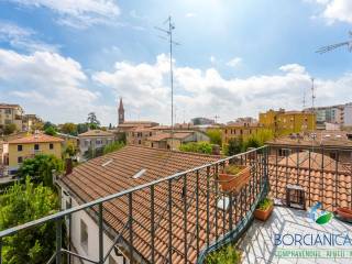 BALCONE CON VISTA PANORAMICA