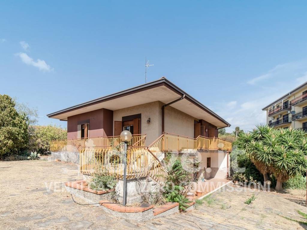 Villa unifamiliare via ota 55e, garibaldi - nesima, catania