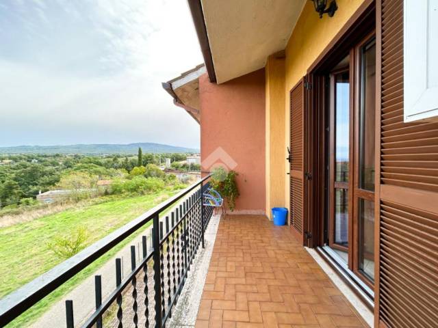 balcone camera matrimoniale