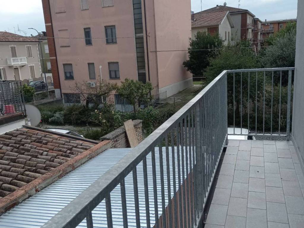 Stanza in affitto in appartamento san lazzaro, piacenza