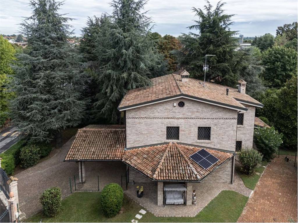 Villa unifamiliare via carducci , 3, montale rangone, castelnuovo rangone