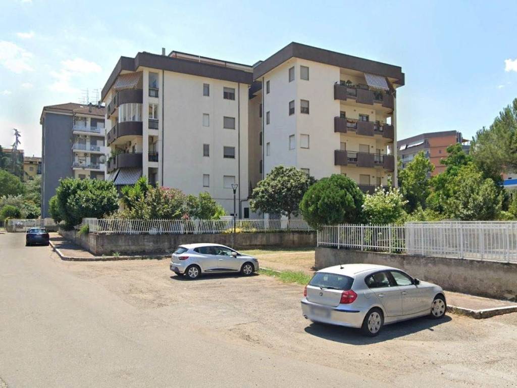 Appartamento viale cosmai, panebianco - tribunale, cosenza