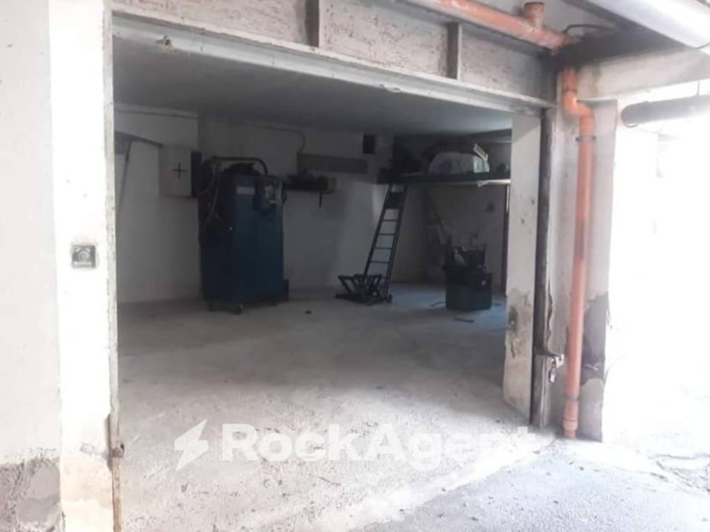 Garage - box via roma, 103, centro, scafati