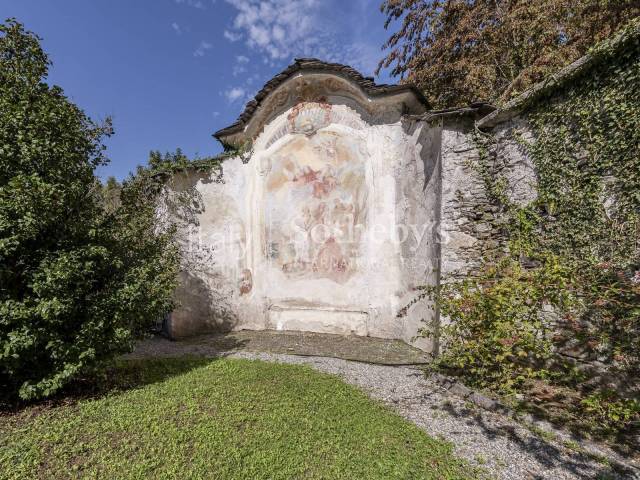 affresco cortile