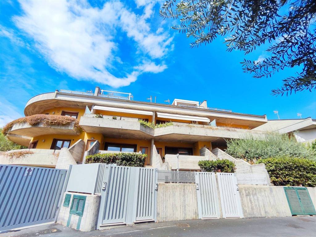 Appartamento in villa via adige, carrubazza motta, san gregorio di catania