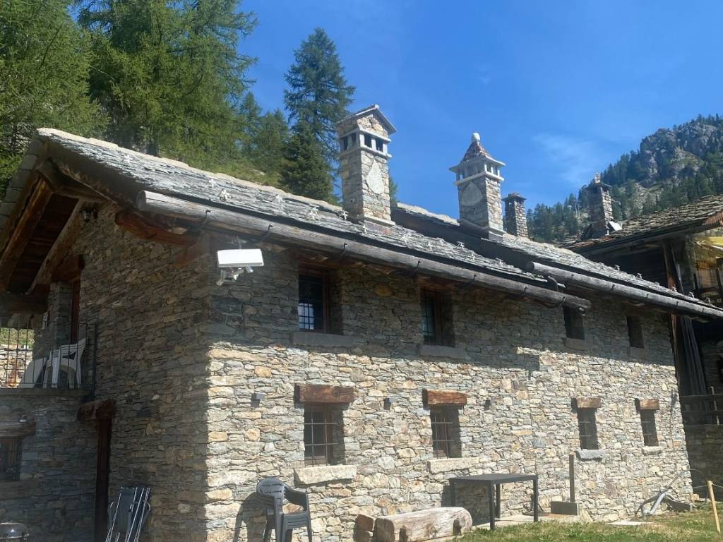 Baita checrouit, checrouit, courmayeur