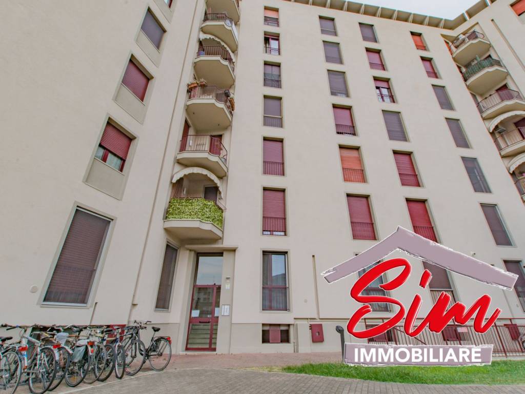 Vendita Appartamento Novara. Bilocale in via zara SN. Secondo piano, posto auto, con balcone, riscaldamento centralizzato, rif. 114766877 #finsubito richiedi mutuo fino 100%