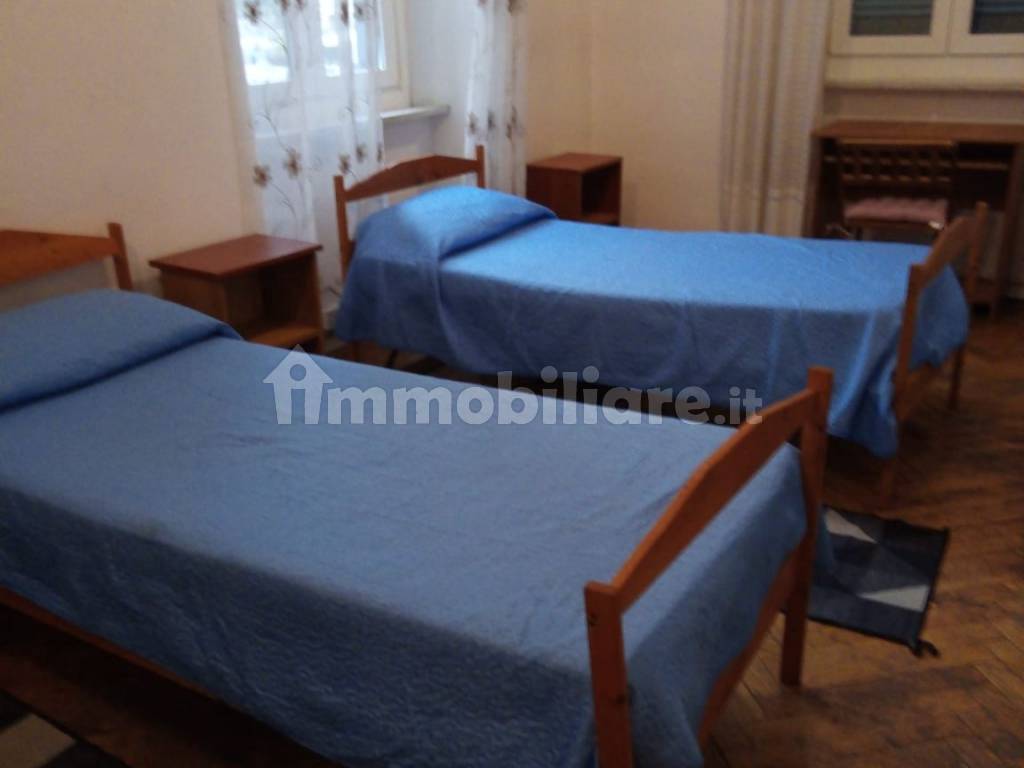 3 stanze doppie in Centro, foto 8 di 13