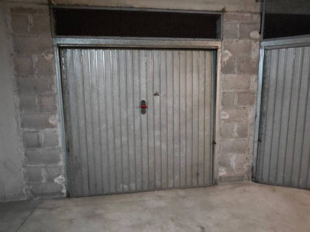 Garage - box via igino garbini, villanova - riello, viterbo