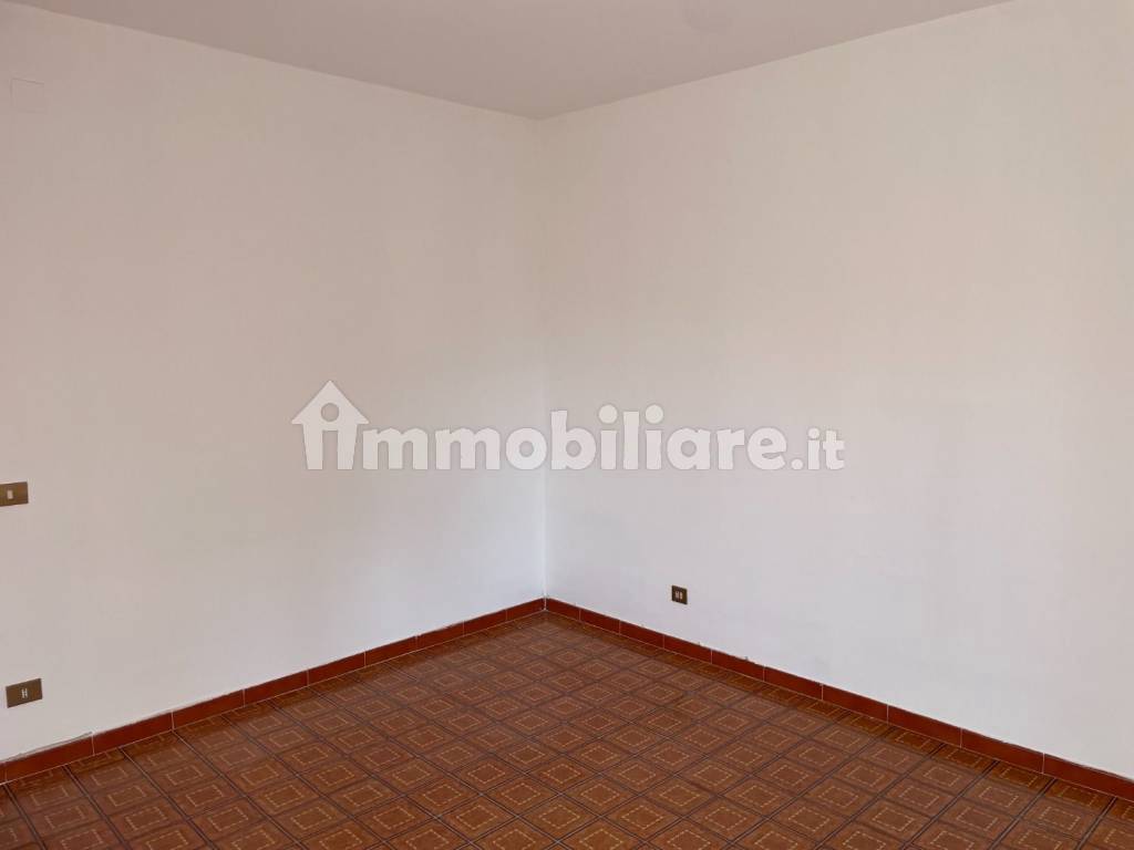 appartamento 3 camere in vendita a latina