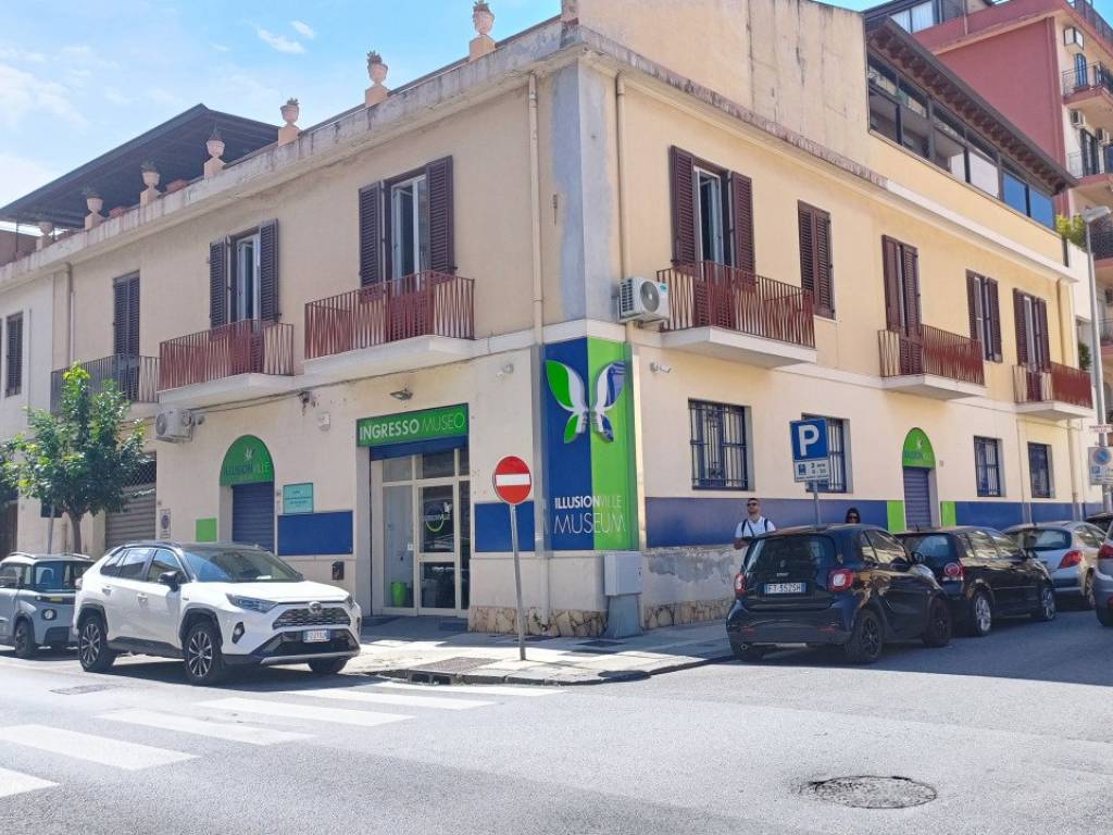 Attività commerciale via tenete minniti , 25, centro, milazzo