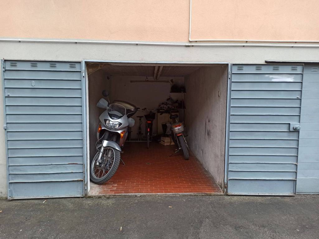 Garage - box via dell'arcoveggio, bolognina, bologna