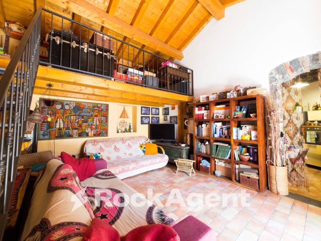 Villa unifamiliare corso vittorio emanuele, 34, trecastagni