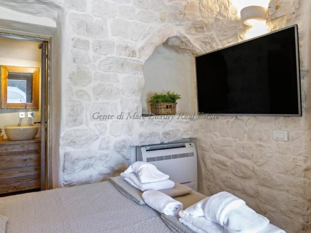 Luxury trulli