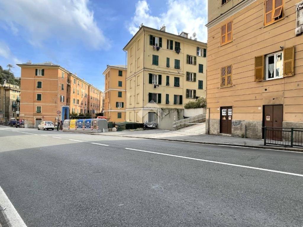 Garage - box via venezia, dinegro, genova