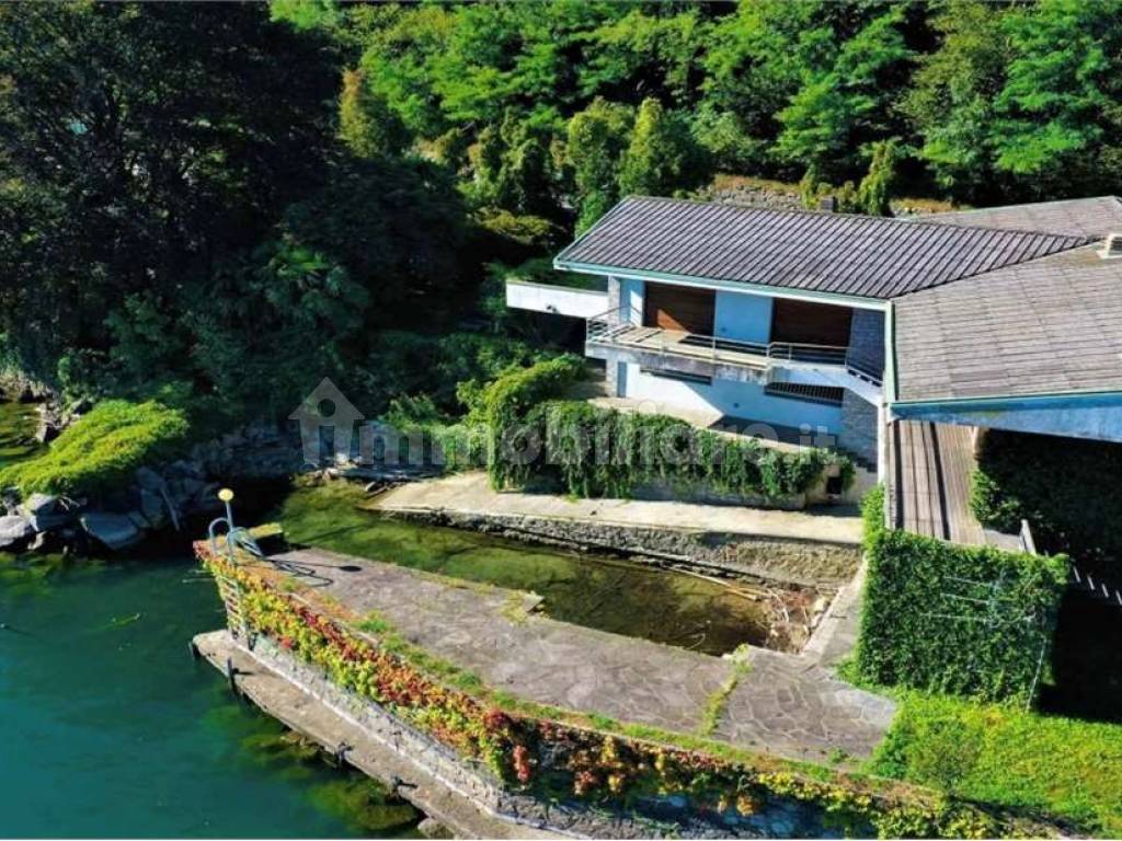 Vendita Villa unifamiliare in Strada Nazionale Sempione Feriolo 12 ...