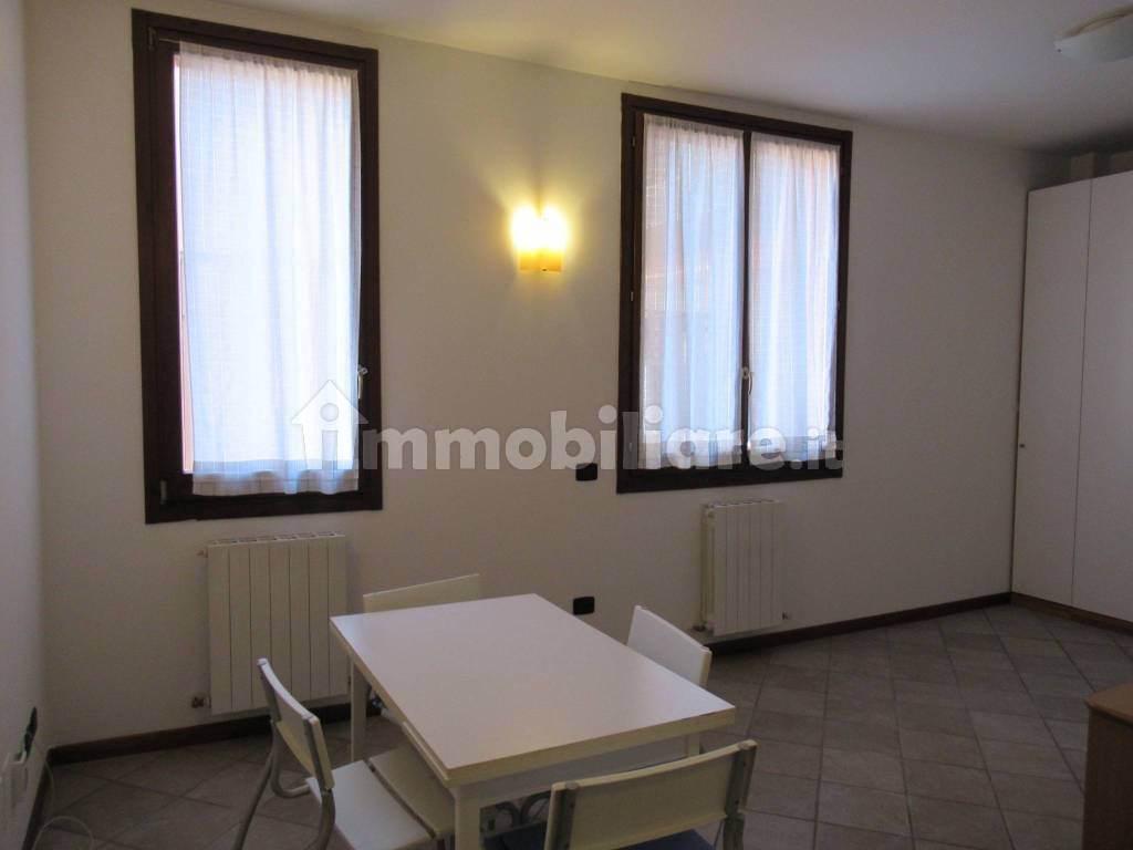 Affitto Appartamento Bologna. Monolocale in via Antonio Zanolini 3