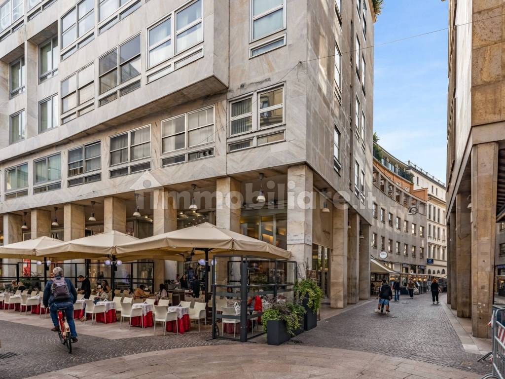 Locale Commerciale Via Pattari 2 Milano Rif 114848063 Immobiliare it