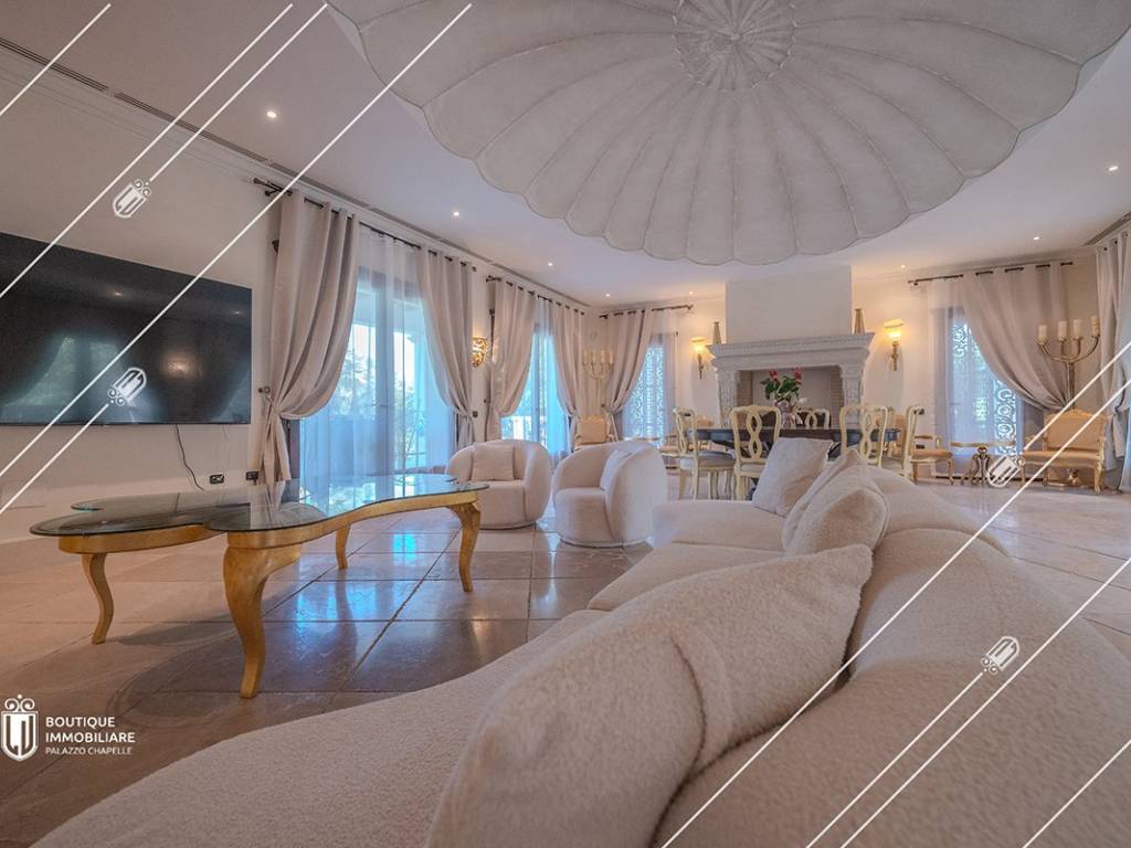 Salone