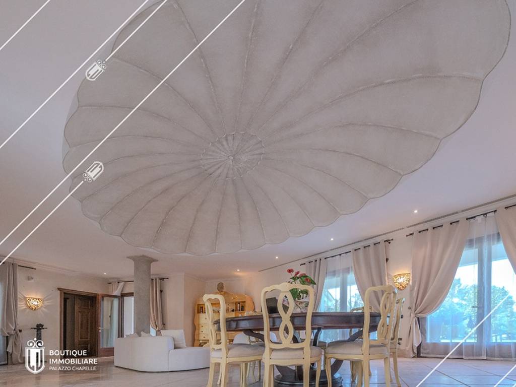 Salone
