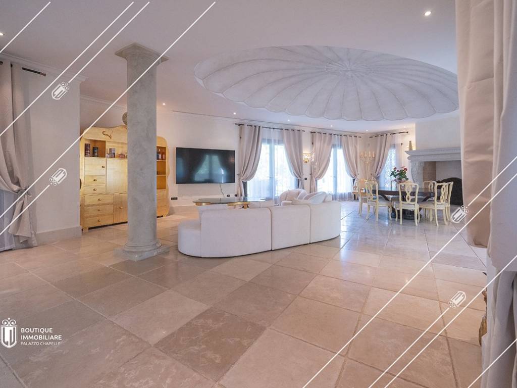 Salone