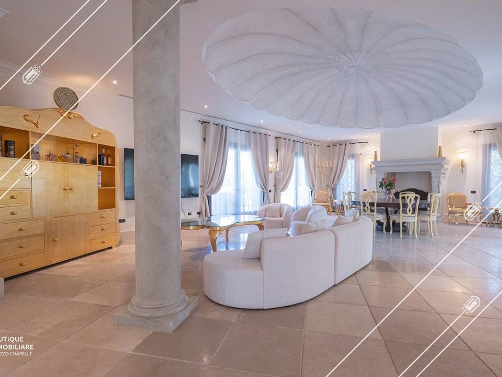 Salone