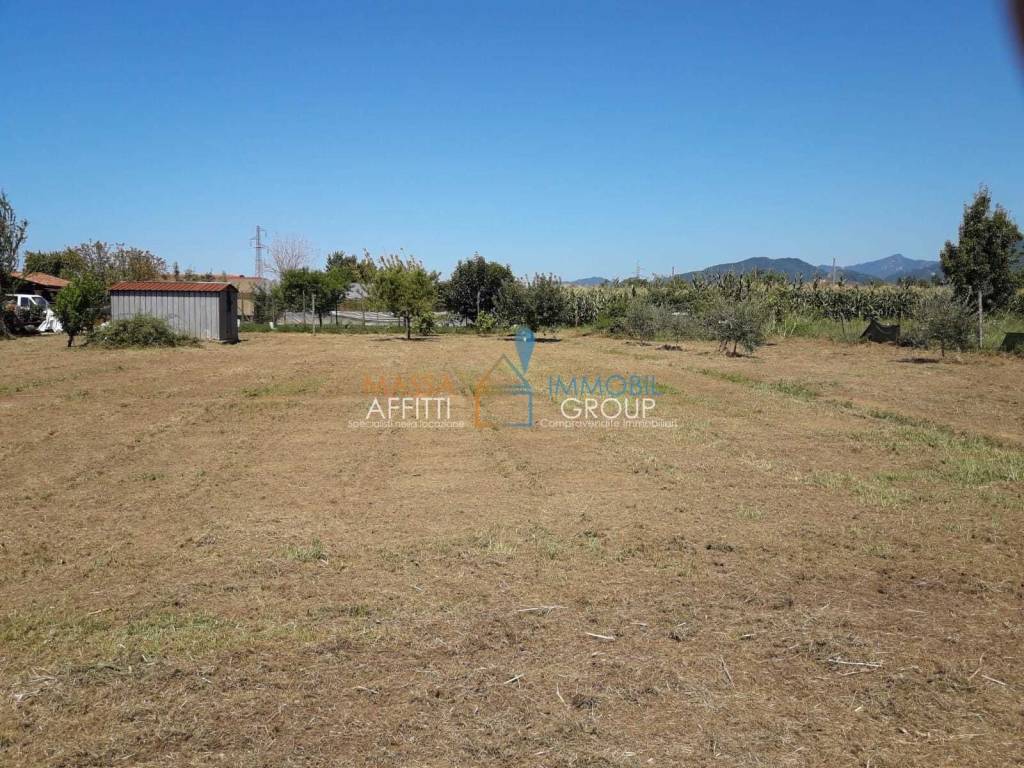 Terreno agricolo via romana 117, rinchiostra - quercioli, massa