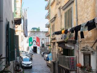 Apartment salita Sant'Antonio a Tarsia, Monte Santo, Naples