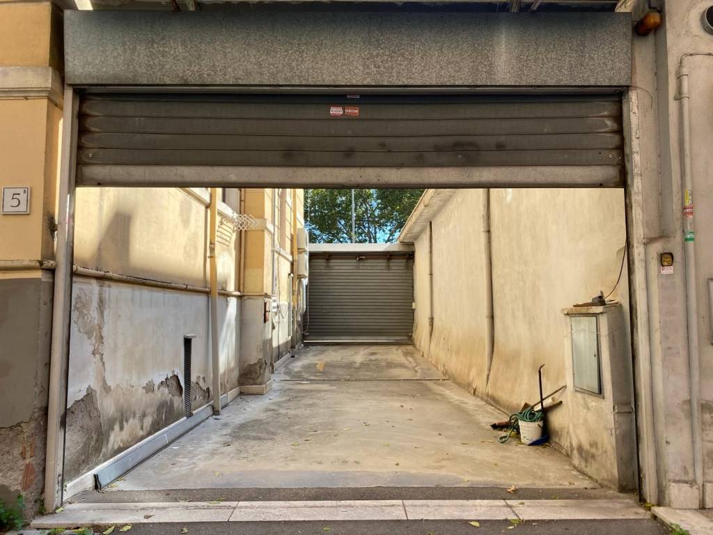 Posto auto - moto via pietro manzi, monteverde vecchio, roma