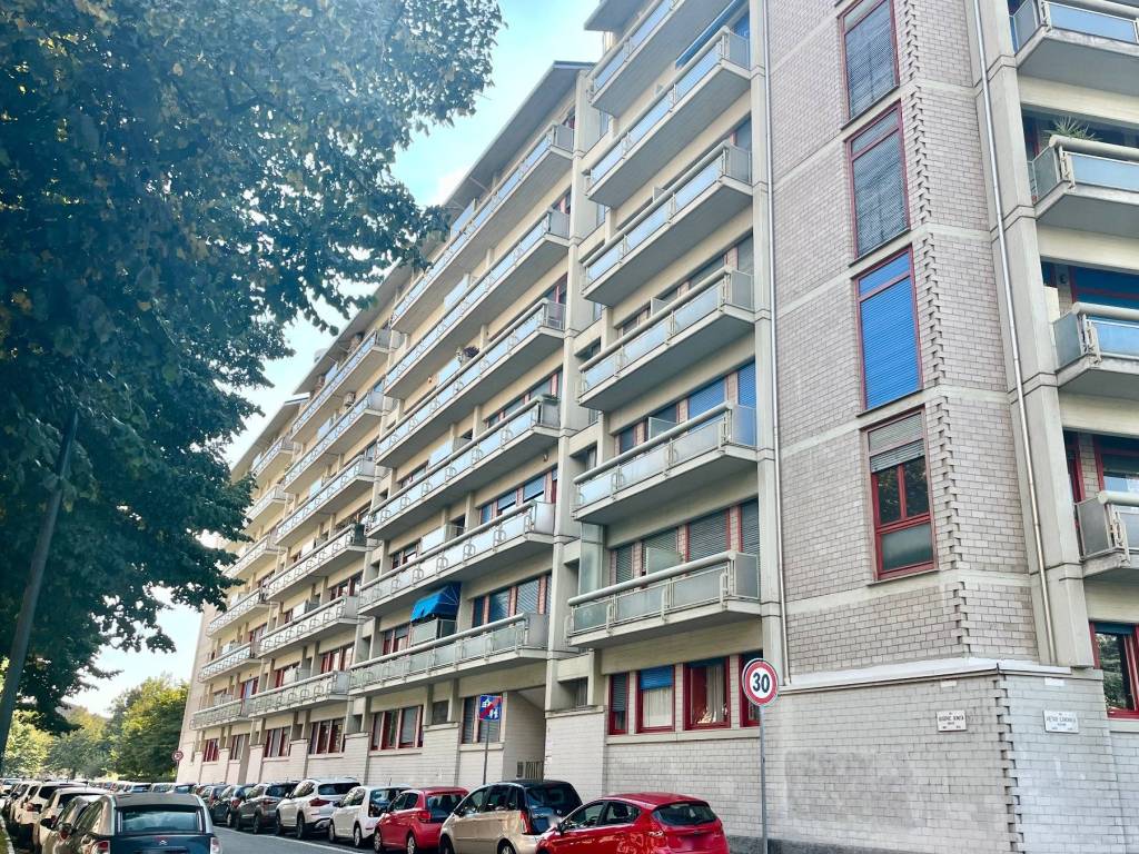 Quadrilocale via giuseppe romita 7/c, città giardino, torino