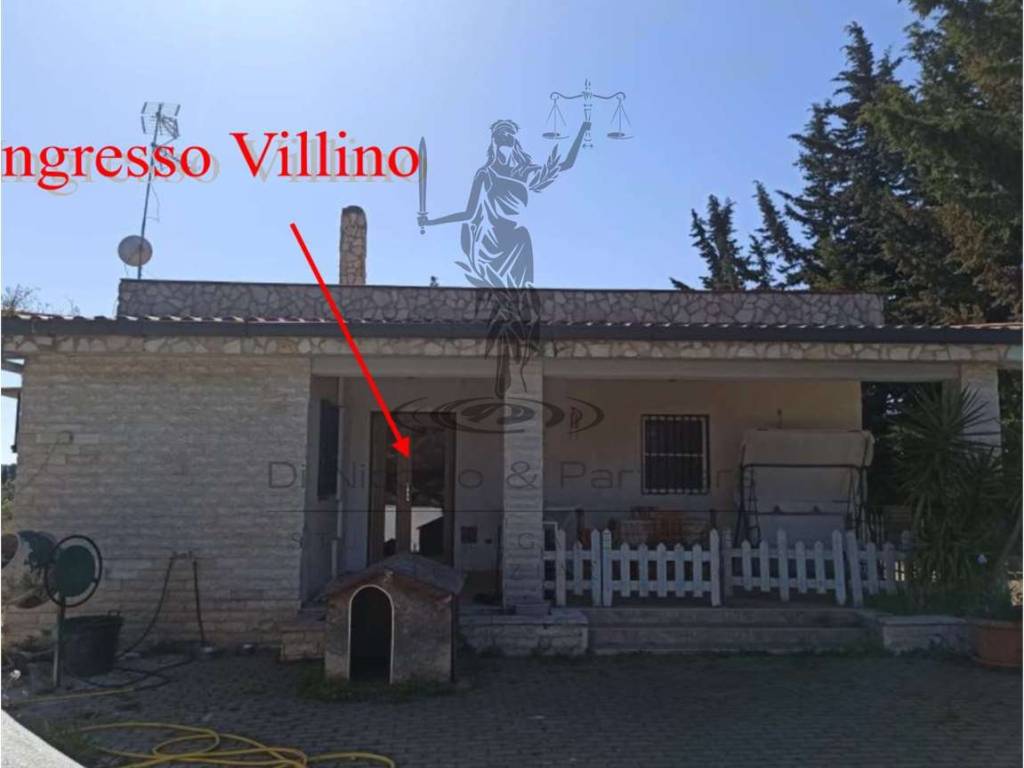 Villa all'asta contrada cariati, andria