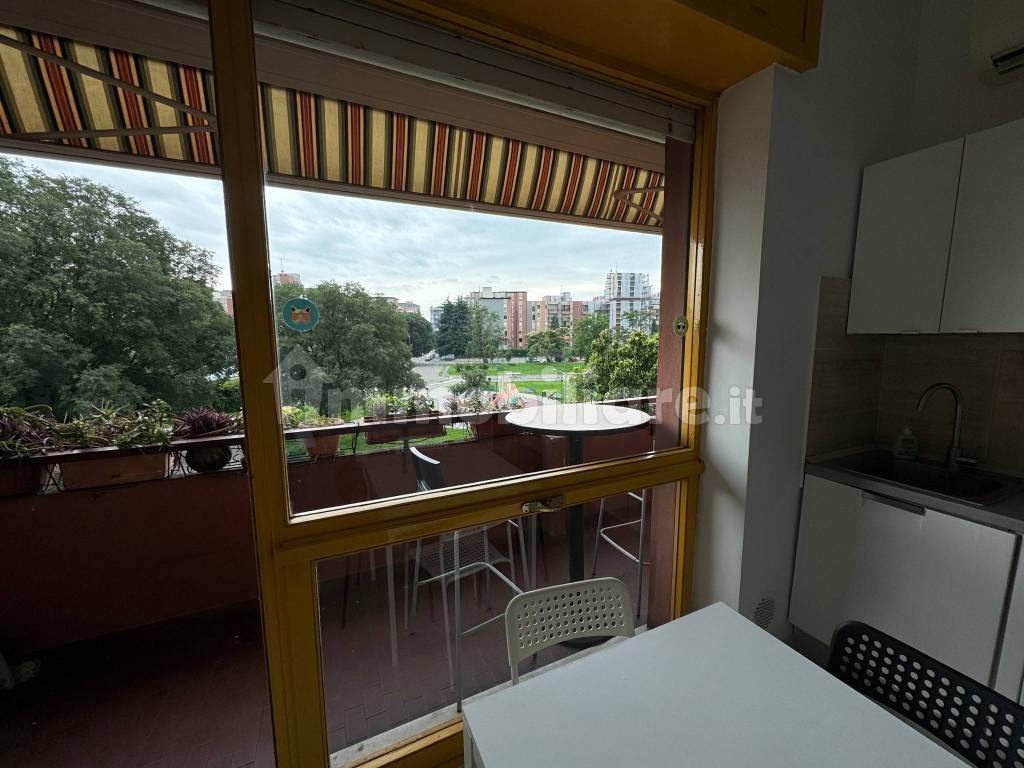 Affitto Appartamento Milano. Monolocale in via Paul Valery 3. Ottimo