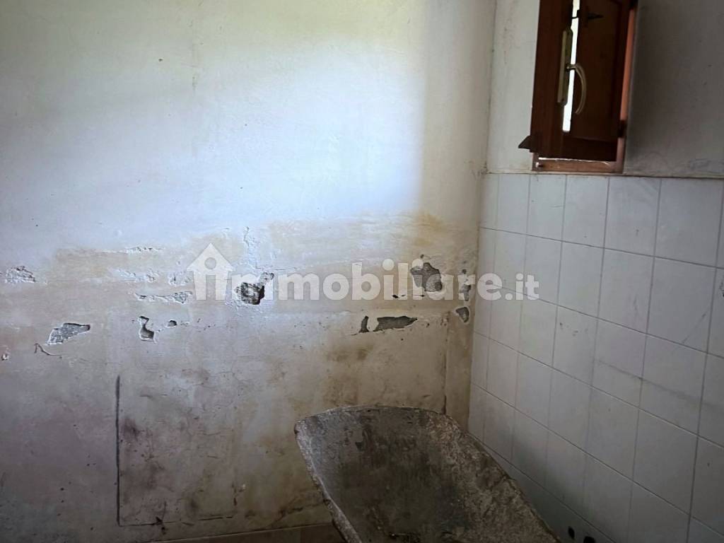 Magazzino Deposito Cupa dell'Arco, Cercola, Rif. 114921567