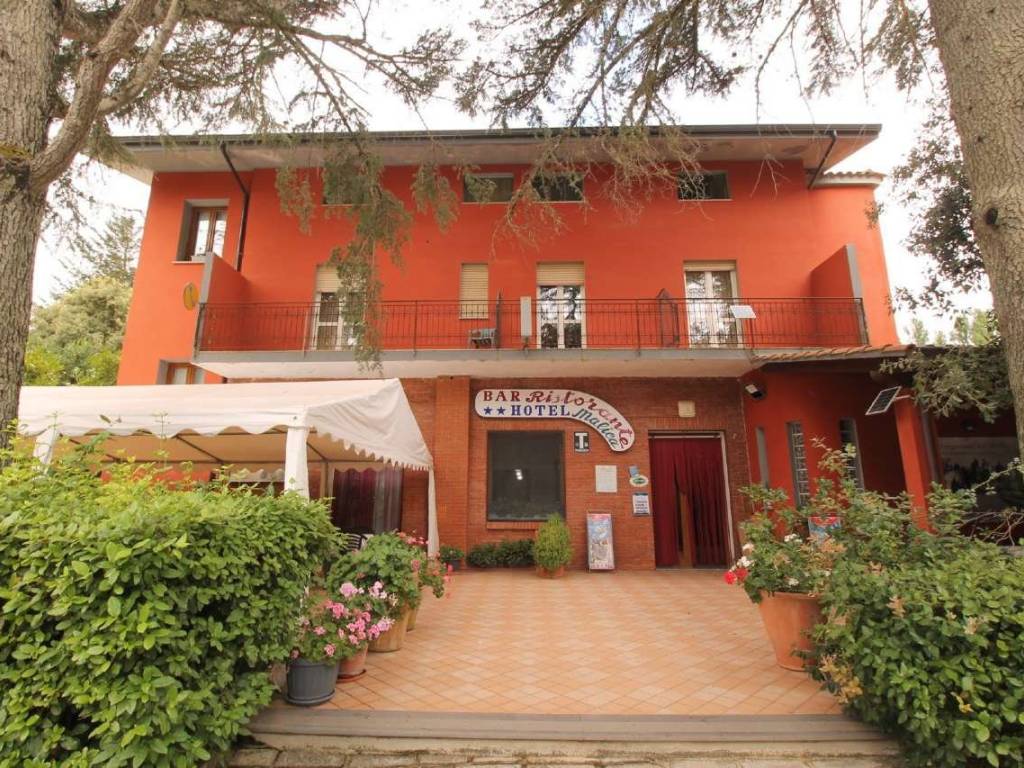 Palazzo - edificio strada provinciale via macomer, san leonardo, santu lussurgiu
