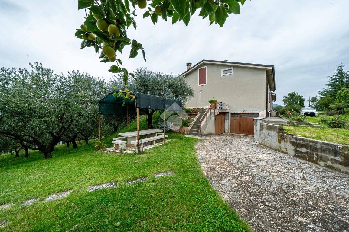 Villa in vendita a Verona