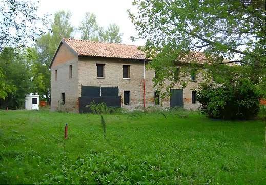 Villa unifamiliare via bertolda, contrapò - villanova, ferrara