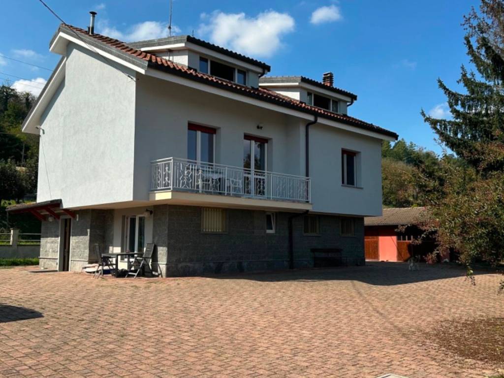 Villa unifamiliare località vallarone 112, corso alba - variglie, asti